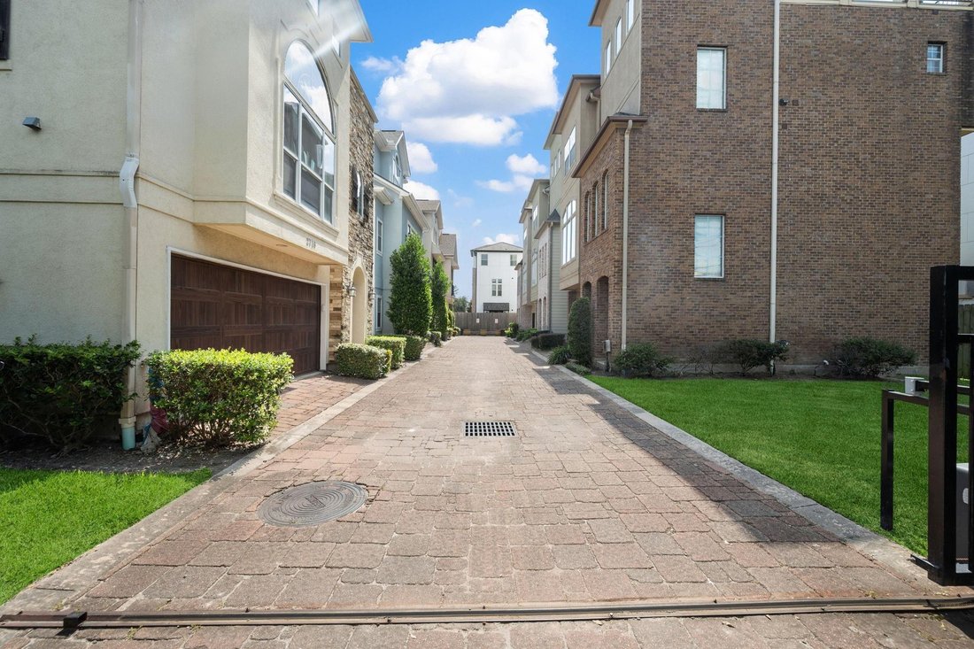 House in Houston, Texas, United States 3 - 18610164