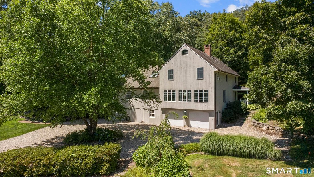 House in Simsbury, Connecticut, United States 2 - 18615803