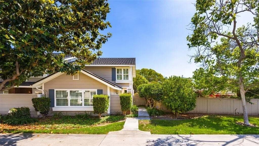 Condo in Irvine, California, United States 5 - 18615576