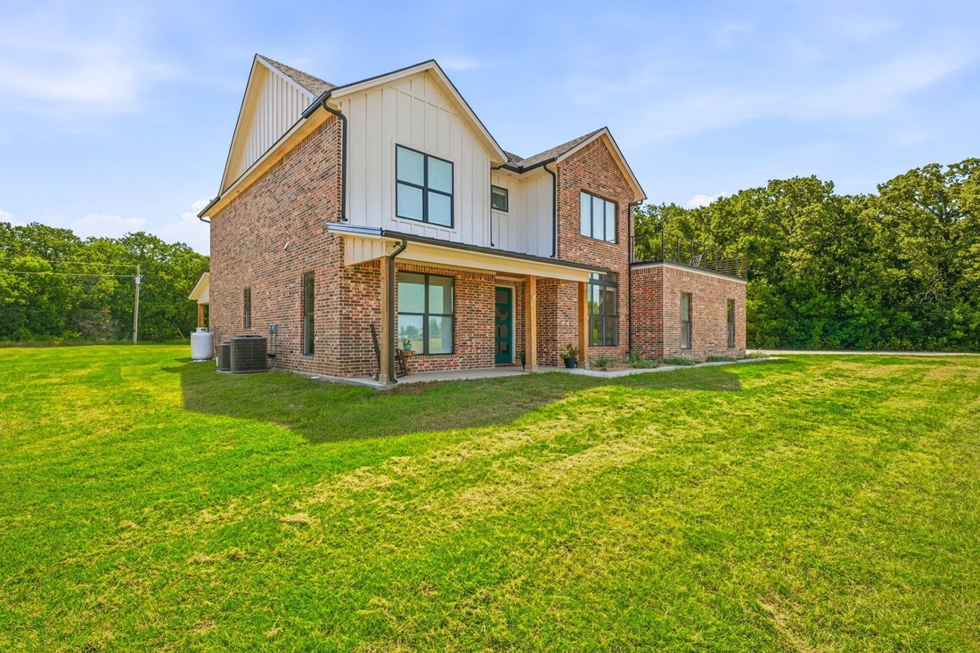 Farm Ranch in Stephenville, Texas, United States 3 - 18615482
