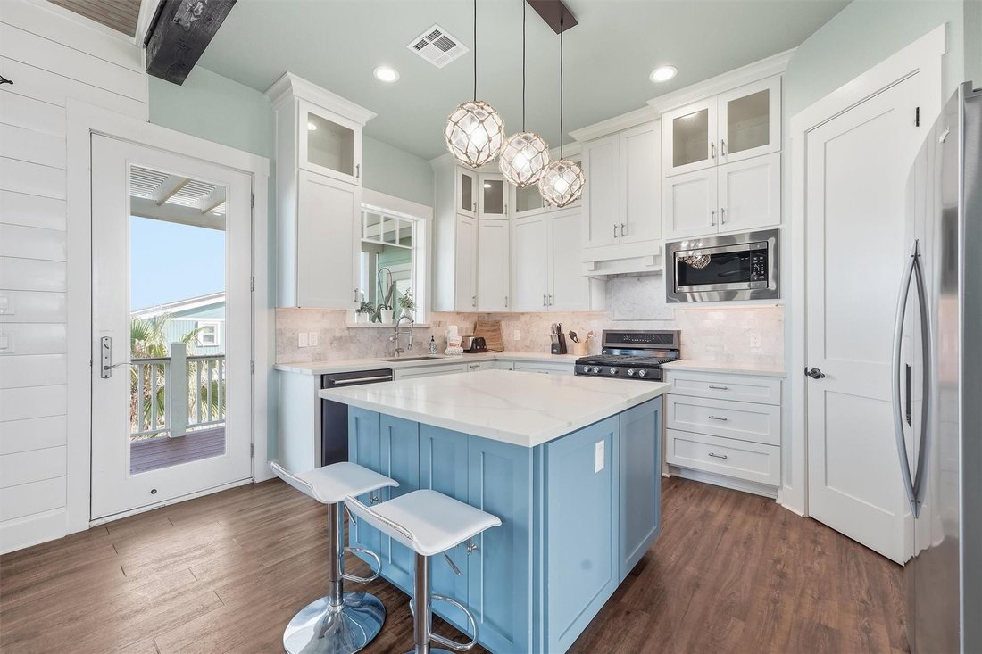 House in Galveston, Texas, United States 5 - 18610161
