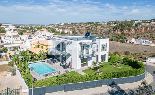 Villa in Praia dos Pescadores, Olhos de Agua, Portugal 1