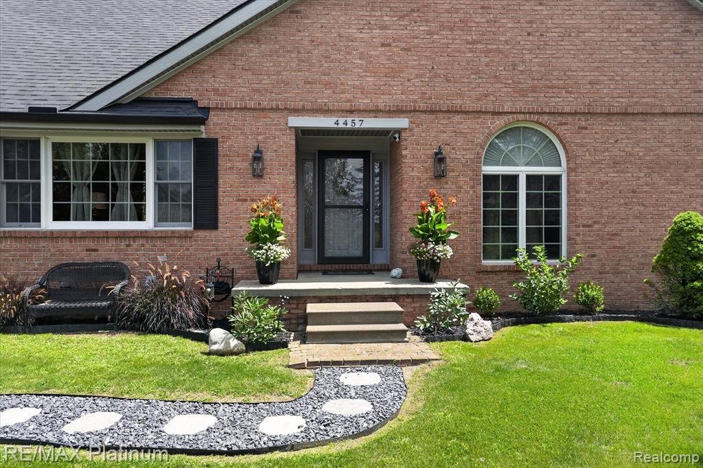 House in Gregory, Michigan, United States 2 - 18612149