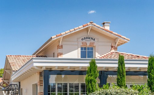 Villa in Aiguillon, Arcachon, France 1