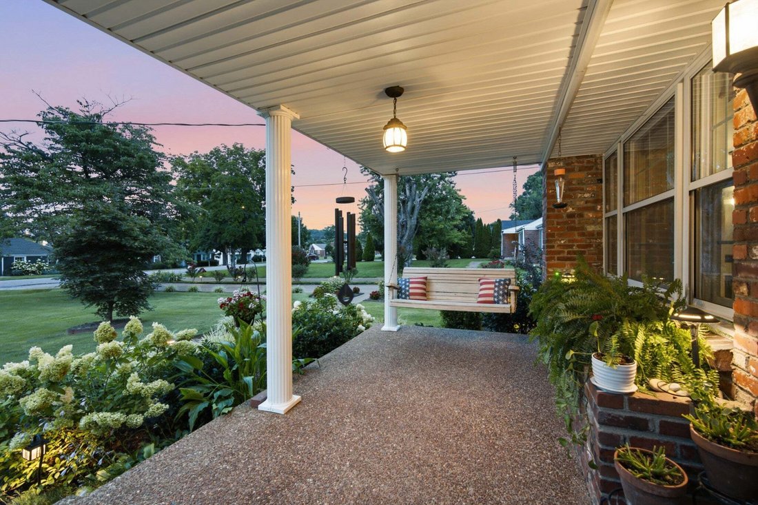 House in Nashville, Tennessee, United States 5 - 18220136