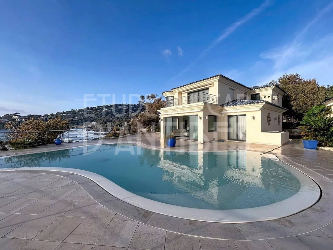 Villa in Ecarts, Roquebrune-sur-Argens, France 1 - 16983401