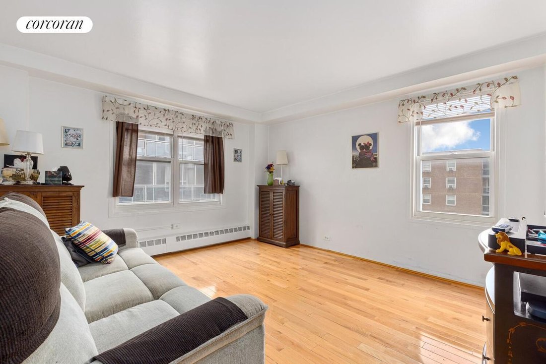 Co Op in New York, New York, United States 4 - 17483481
