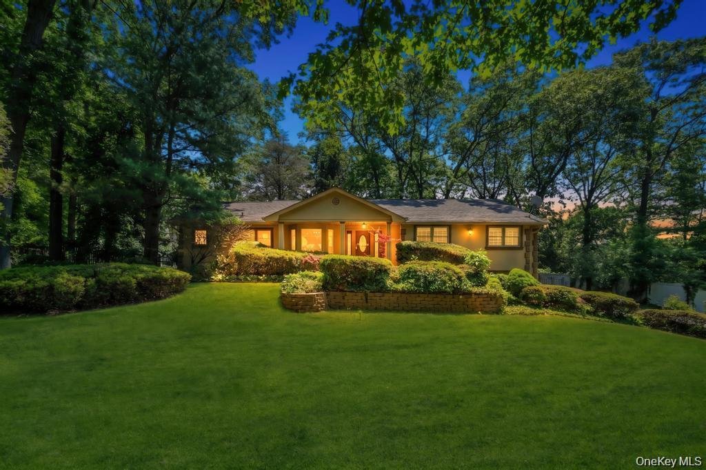 House in Huntington Station, New York, United States 1 - 18609282