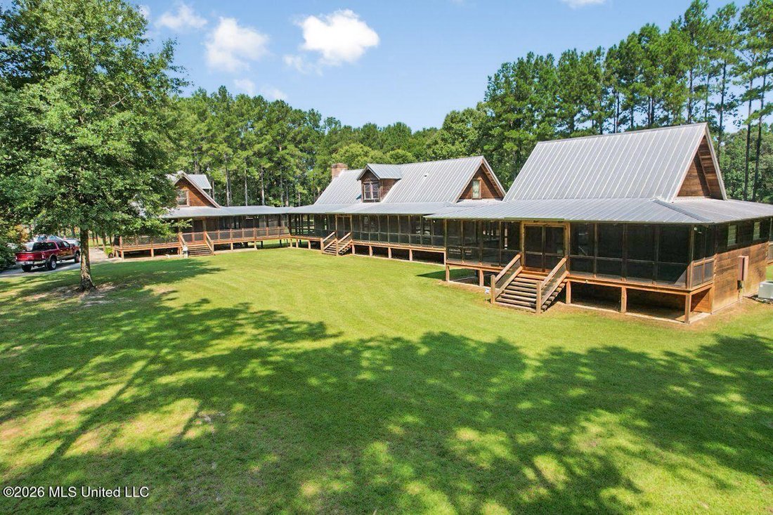 House in Poplarville, Mississippi, United States 2 - 18609515