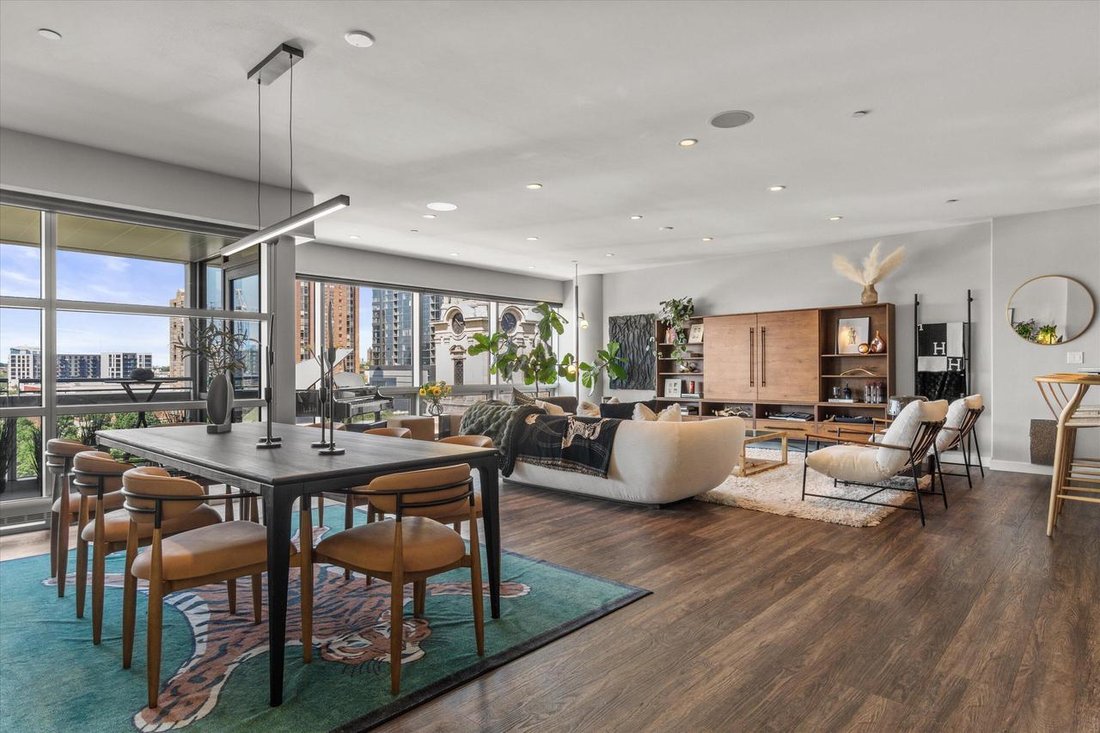 Condo in Milwaukee, Wisconsin, United States 1 - 18611708