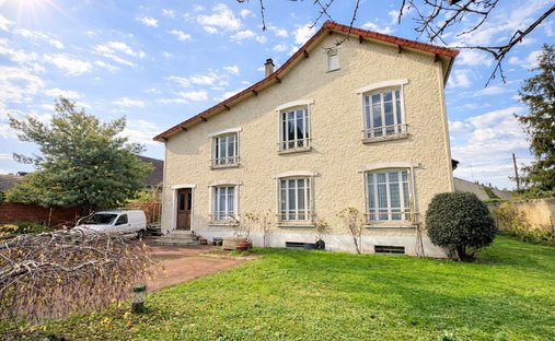 House in Basses Roches, Conflans-Sainte-Honorine, France 1