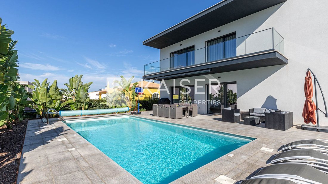 Villa in Praia dos Pescadores, Olhos de Agua, Portugal 2 - 13316877