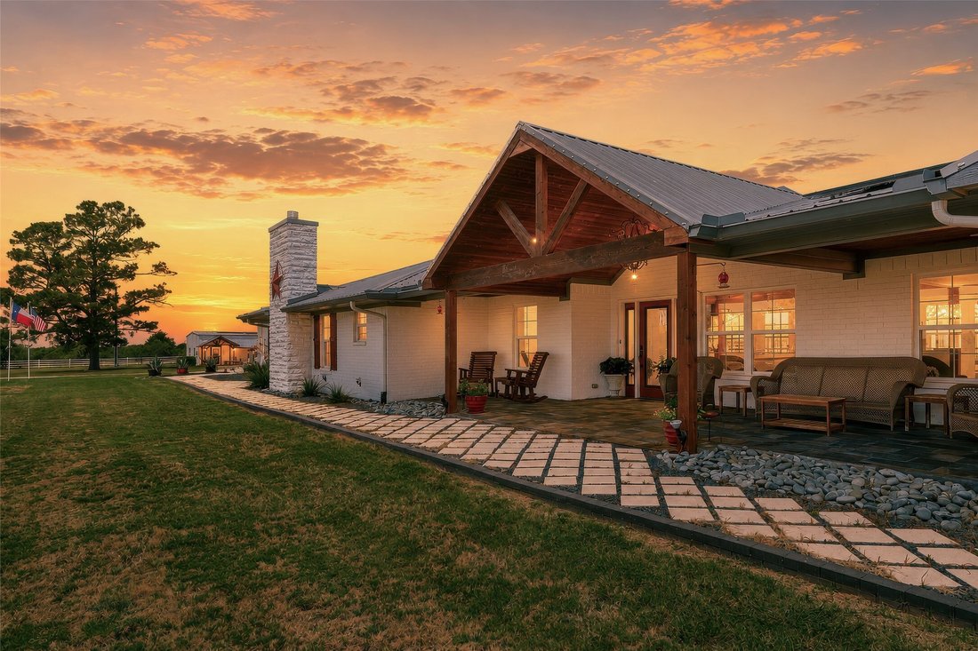 Farm Ranch in Whitney, Texas, United States 2 - 18613003
