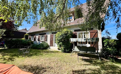 House in Basses Roches, Conflans-Sainte-Honorine, France 1