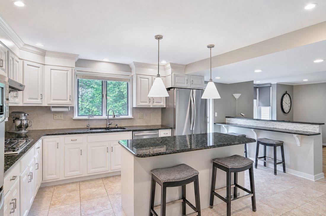 House in Danbury, Connecticut, United States 5 - 18610938