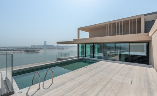 Apartment in Palm Jumeirah, Dubai, United Arab Emirates 1