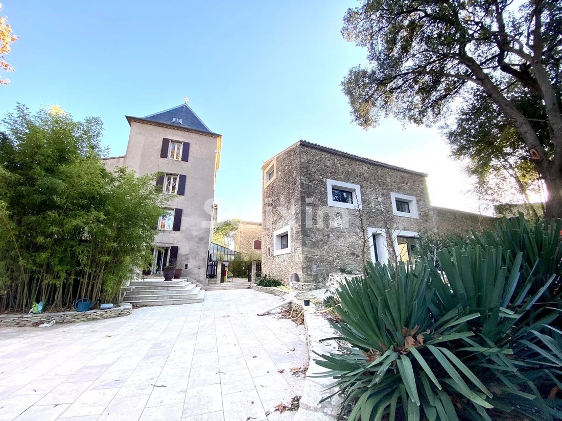 Estate in Centre Ville, Pezenas, France 2 - 18610952