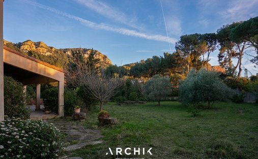 House in Cassis, Provence-Alpes-Côte d'Azur, France 1