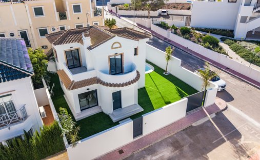 Villa in Orihuela, Land Valencia, Spanien 1