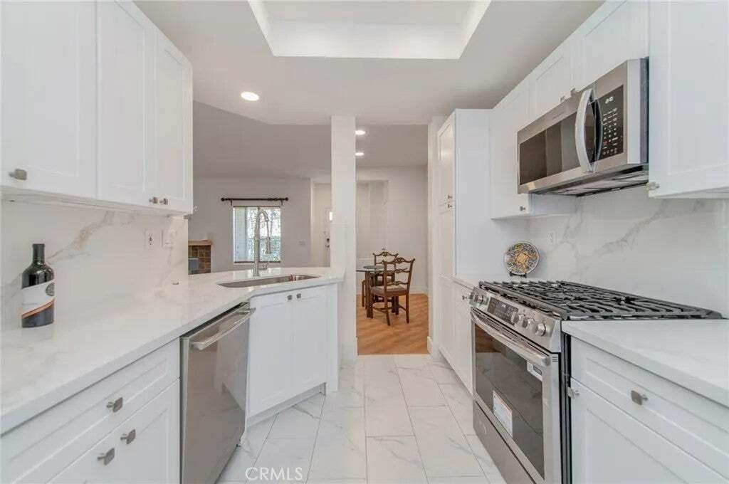 Condo in Irvine, California, United States 3 - 18612864