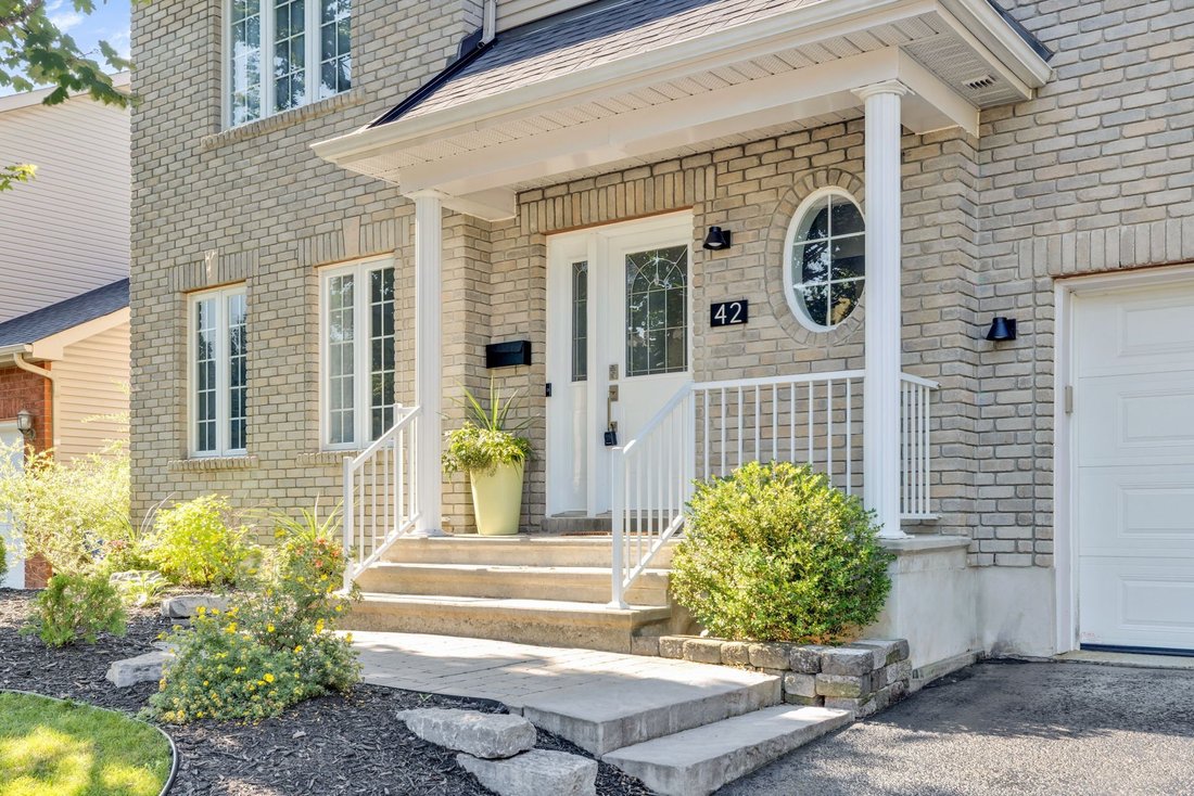 House in Gatineau, Quebec, Canada 3 - 18613030