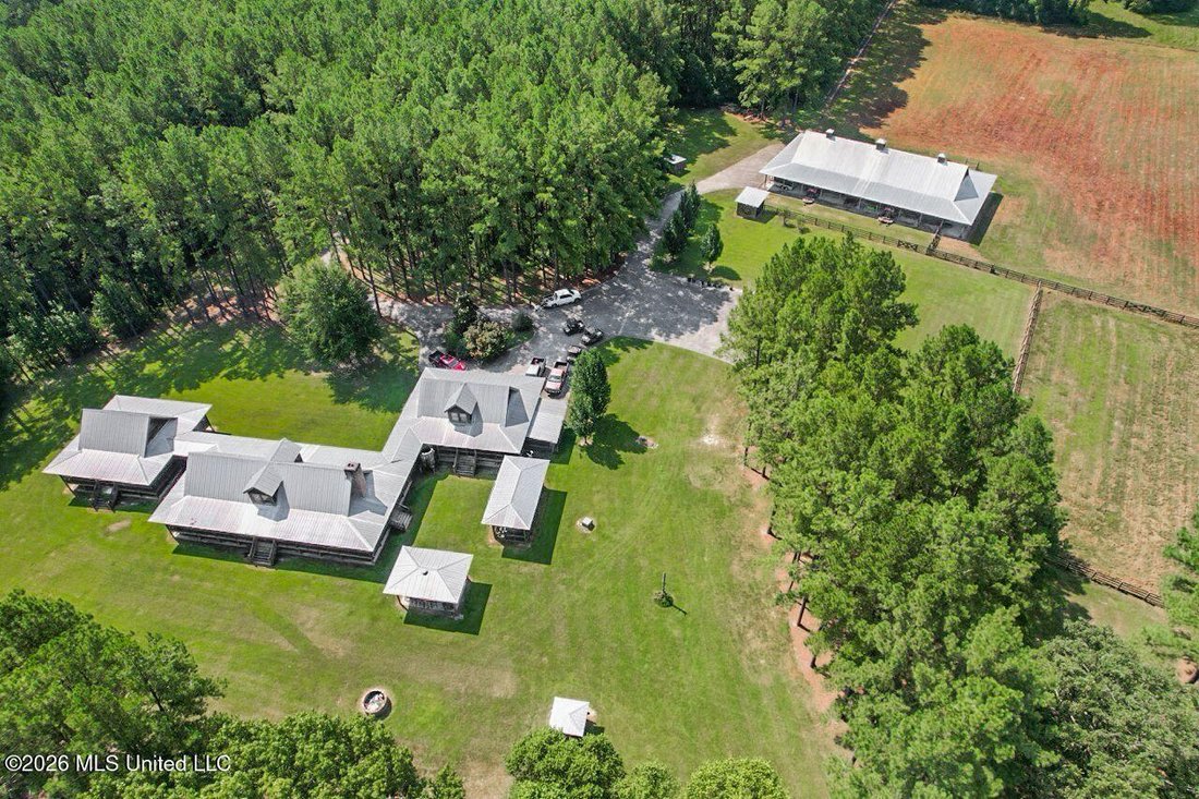 House in Poplarville, Mississippi, United States 5 - 18609515