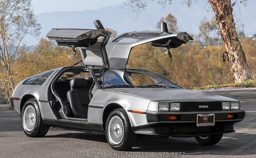 DeLorean DMC-12 in Los angeles, ca 1