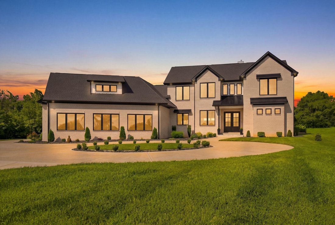 House in Versailles, Kentucky, United States 2 - 18609517