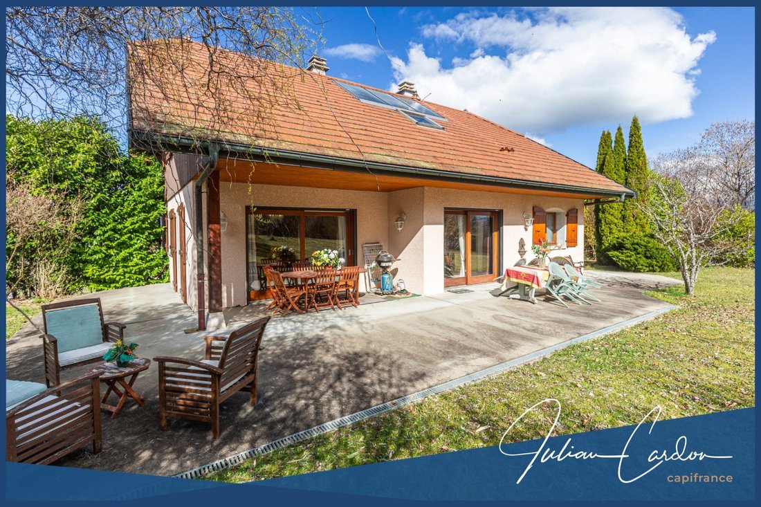 Villa in Cuvat, Auvergne-Rhône-Alpes, France 2 - 18613803