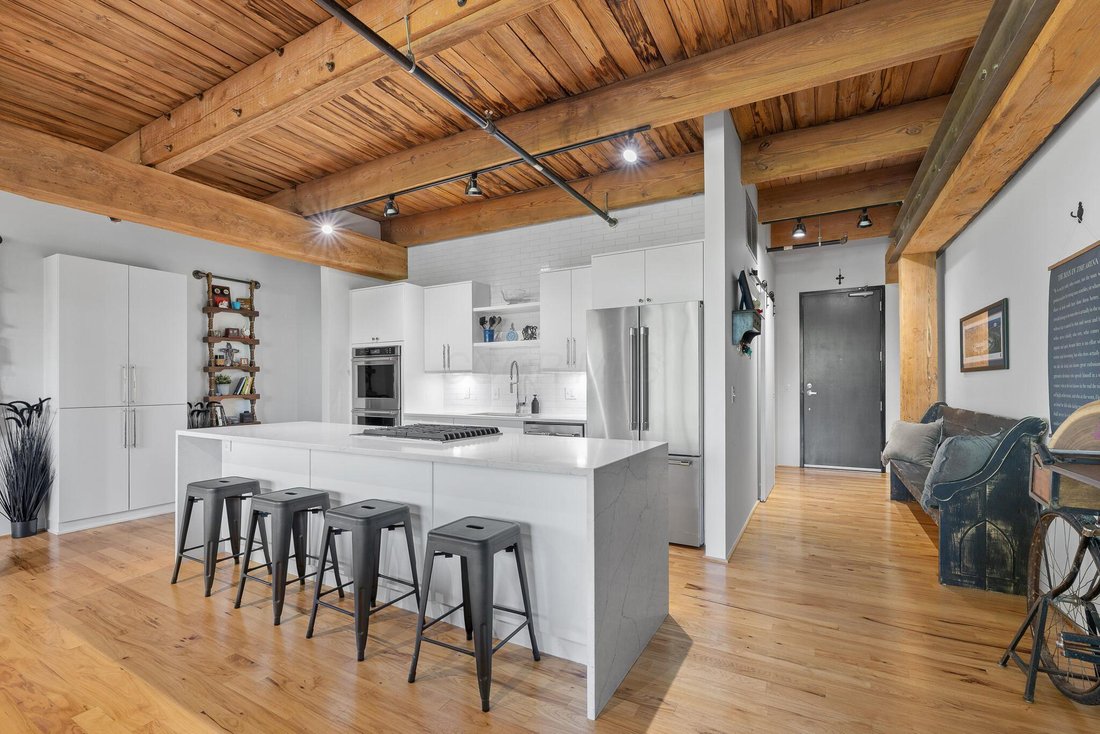 Condo in Columbus, Ohio, United States 2 - 18609973