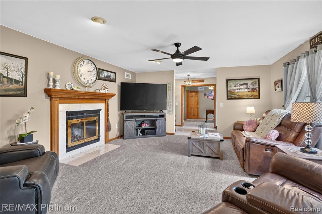 House in Gregory, Michigan, United States 5 - 18612149