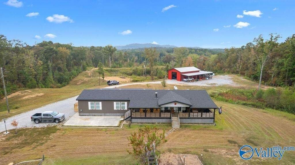 Ohatchee, Alabama, United States 1 - 18615320