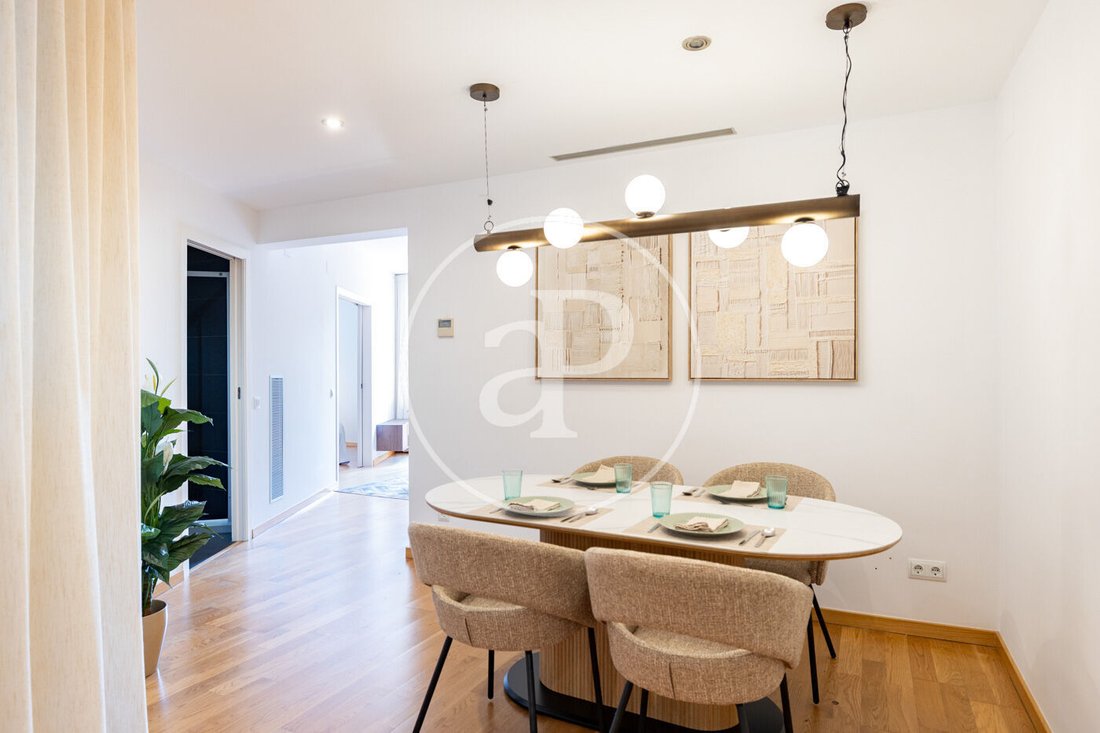Wohnung in Eixample, Barcelona, Spanien 3 - 15879990