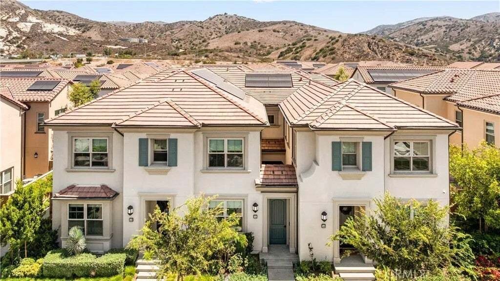 Condominio a Irvine, California, Stati Uniti 1 - 18605626