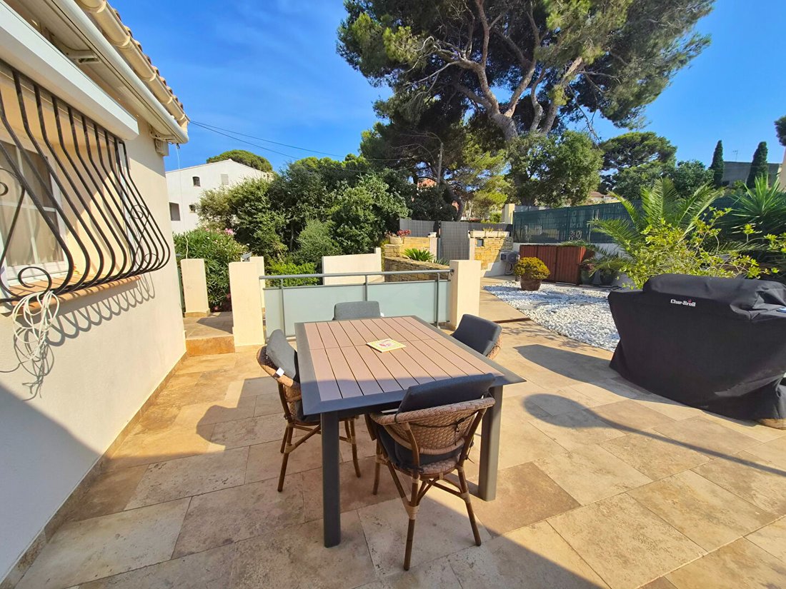 Villa in Six-Fours-les-Plages, Provence-Alpes-Côte d'Azur, France 4 - 18614020