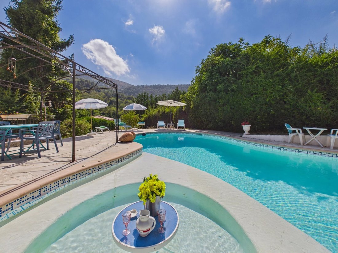 House in Tourrette-Levens, Provence-Alpes-Côte d'Azur, France 4 - 18610851