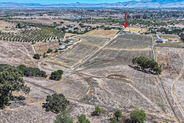 House in Hollister, California, United States 5 - 18614016