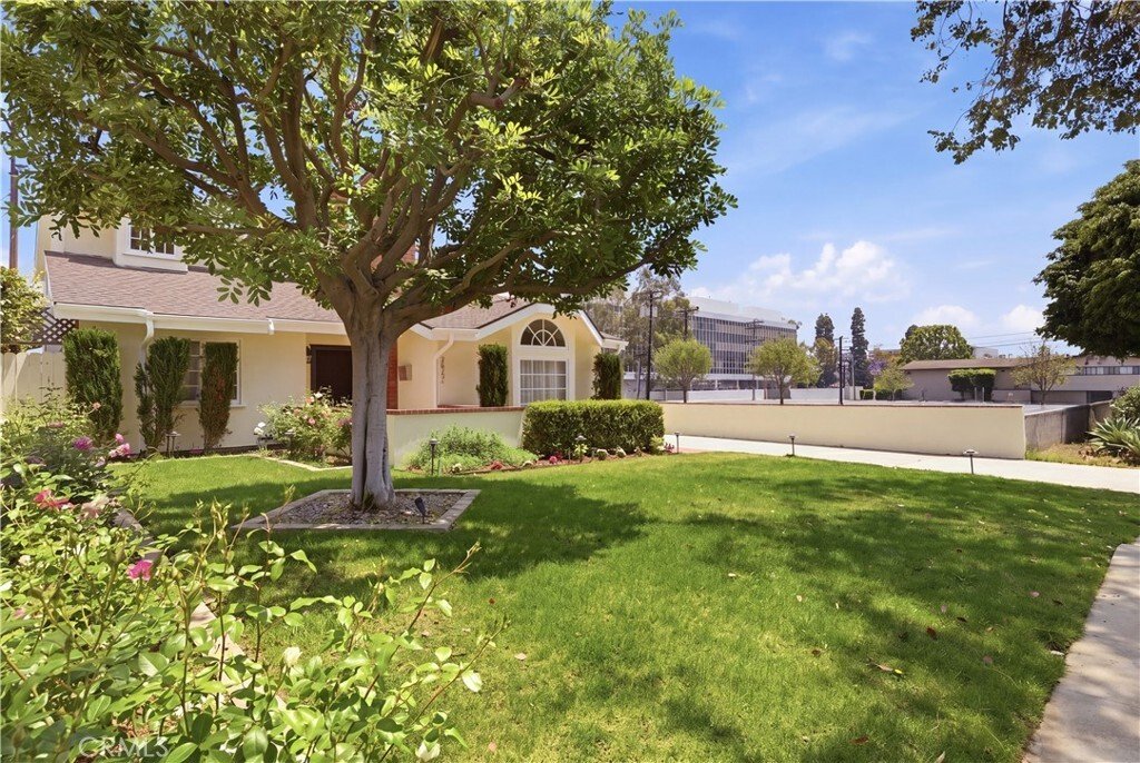 House in Signal Hill, California, United States 3 - 17924684