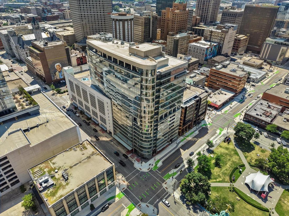 Condo in Milwaukee, Wisconsin, United States 2 - 18611708