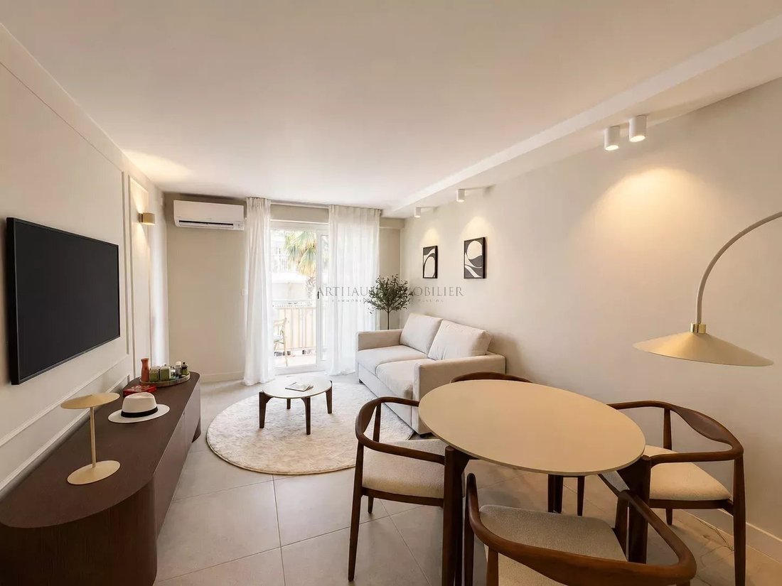 Apartment in Cannes, Provence-Alpes-Côte d'Azur, France 1 - 18610759