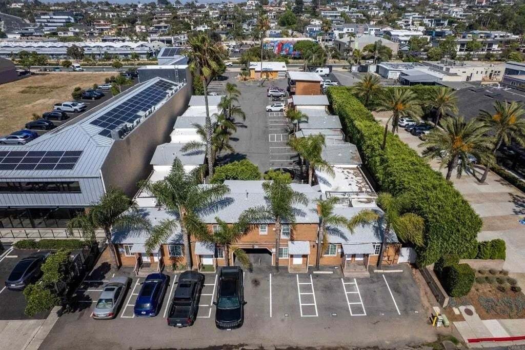 Solana Beach, California, United States 1 - 18612859
