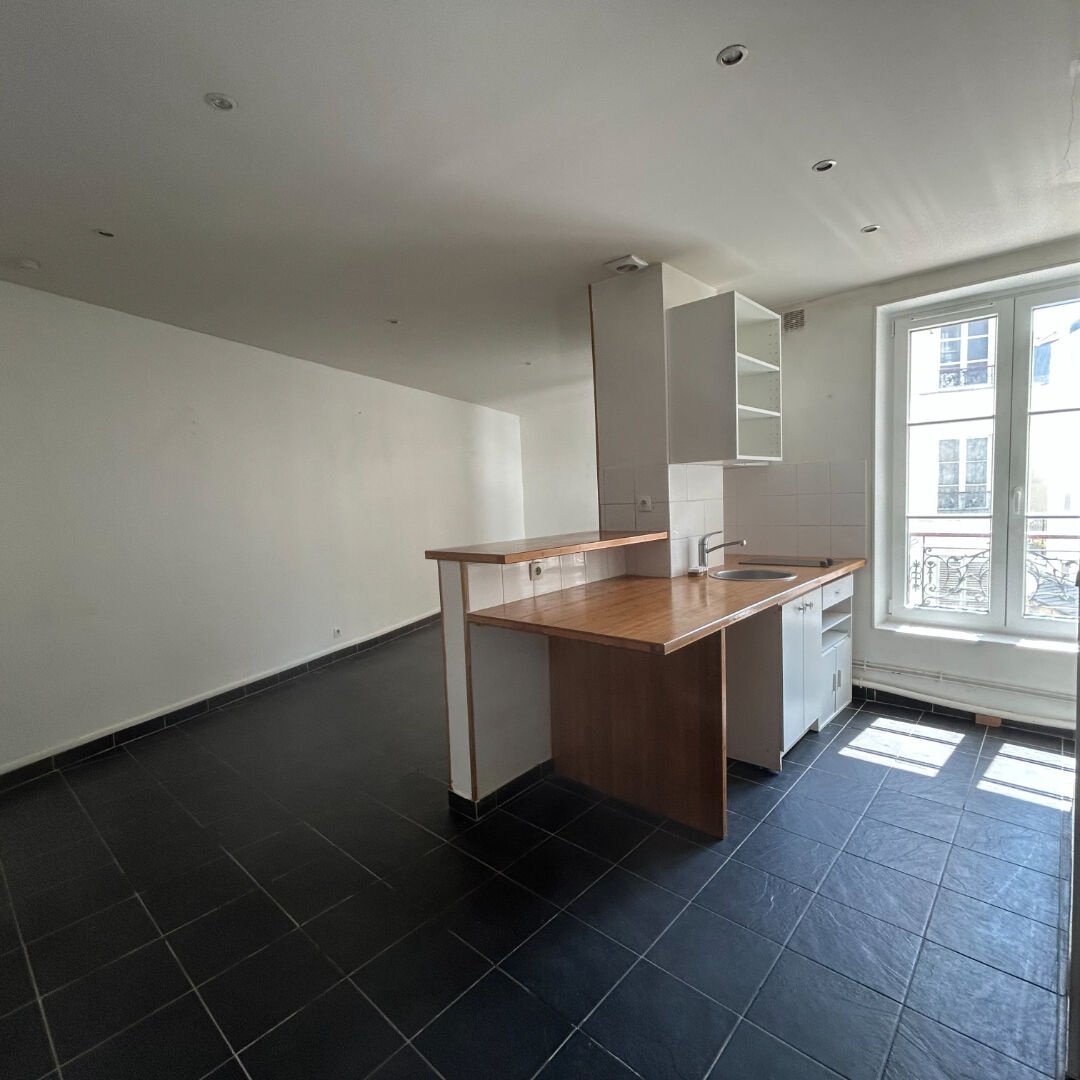 Apartment in Palais Royal, Paris 1er Arrondissement, Paris 1 - 18615489