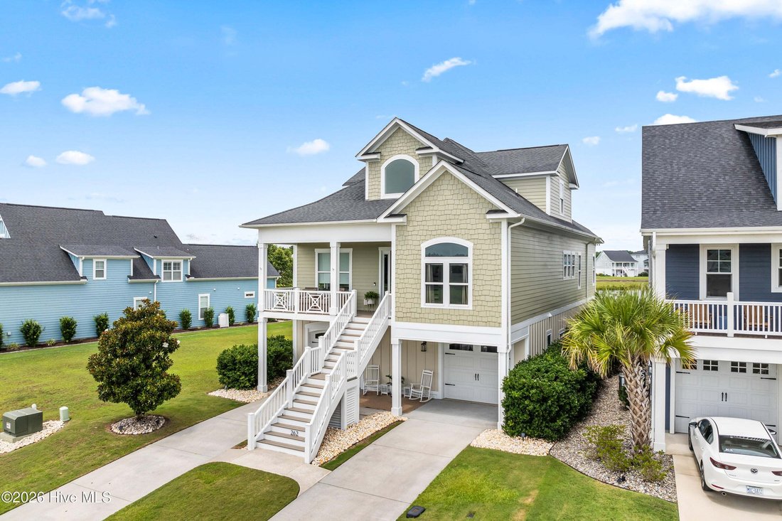 House in Topsail Beach, North Carolina, United States 4 - 18609478