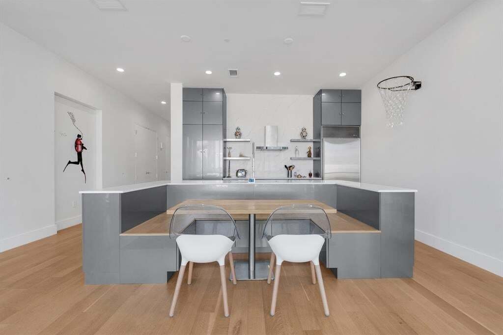 Condo in Dallas, Texas, United States 2 - 18613329