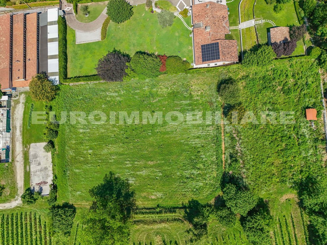 Land in Mompiano, Brescia, Italy 1 - 18615253