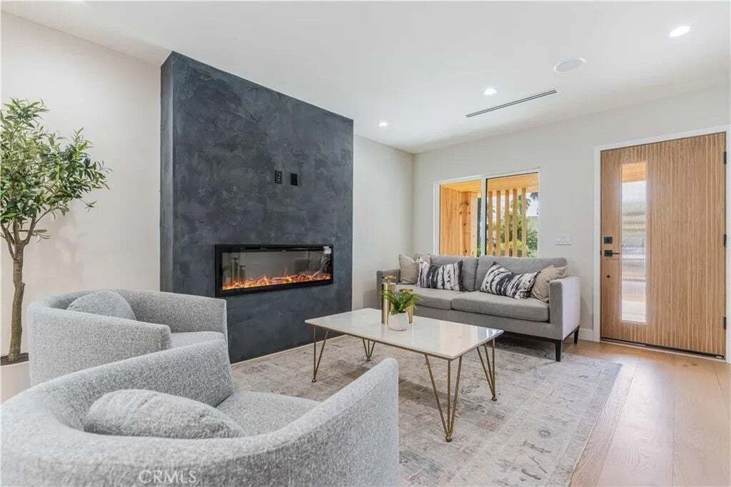 House in Los Angeles, California, United States 3 - 18615460
