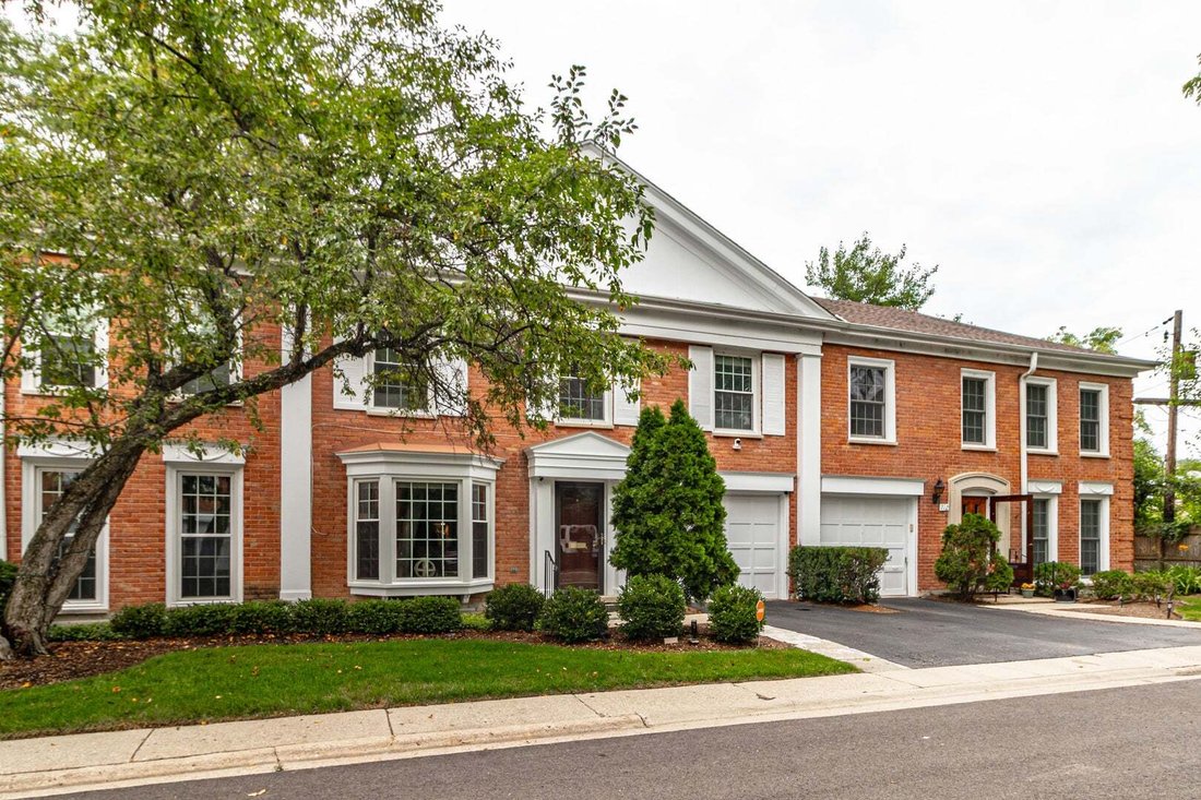 Townhouse in Northbrook, Illinois, United States 1 - 18612797