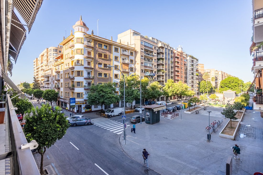 Apartment in Los Remedios, Seville, Spain 3 - 18612951