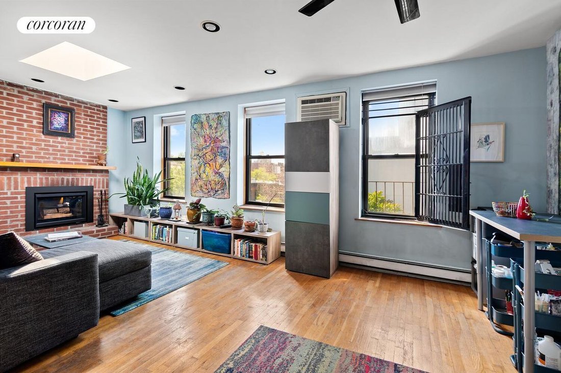 Co Op in New York, New York, United States 2 - 18021498