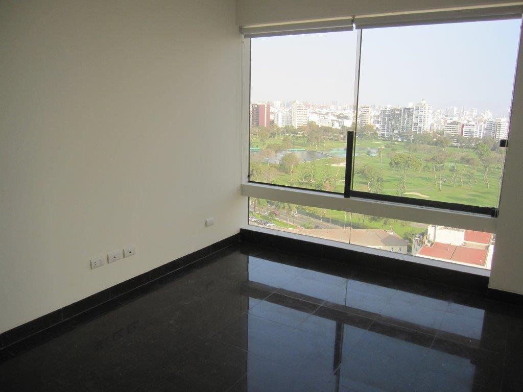 Apartment in Lima, Belarus 2 - 18610250